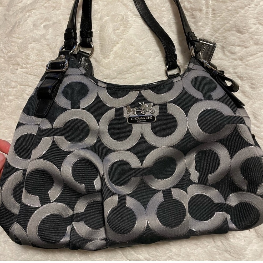 Coach Maggie Madison Signature C’s Shoulder Bag Black Gray, Purple Lining - Picture 15 of 16